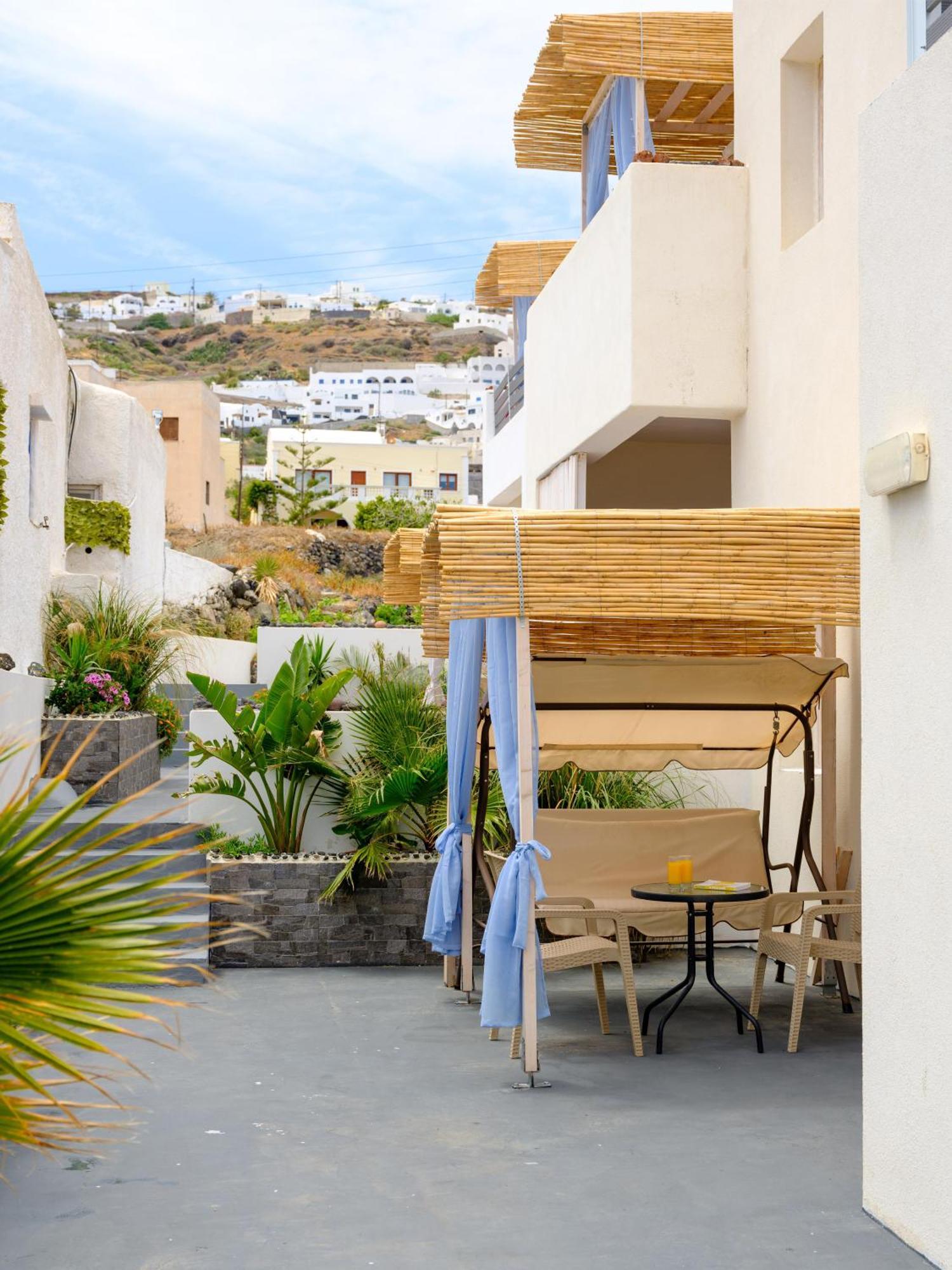 Nalu Suites Fira  Exterior photo